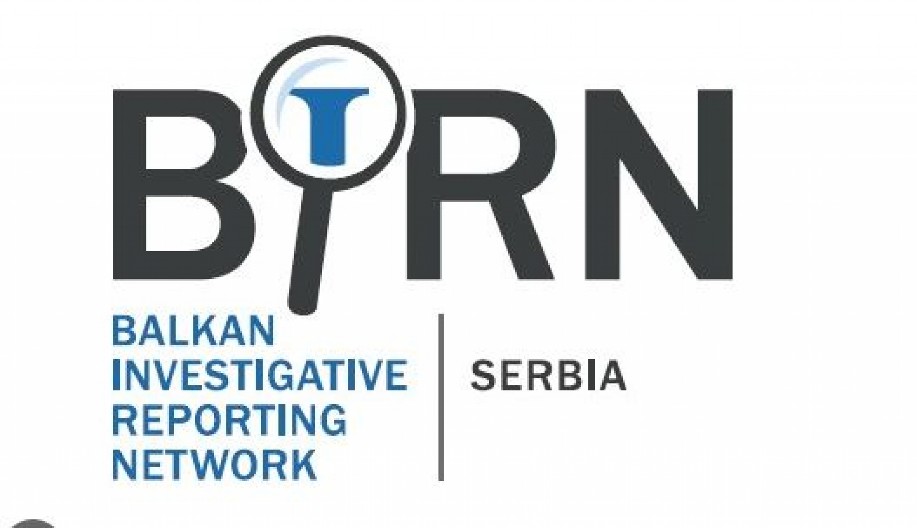 OSTRVSKI FAKTOR I SPIRALA LAŽI Kako se razvijala Balkanska istraživačka mreža (BIRN)?