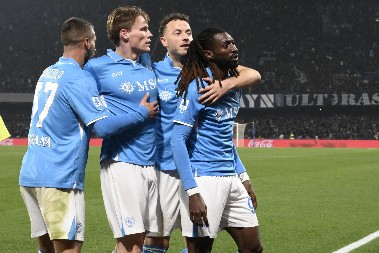 KONTE OPET ONO NJEGOVO Napadač u telu veziste spašavao šampionske ambicije Napolija