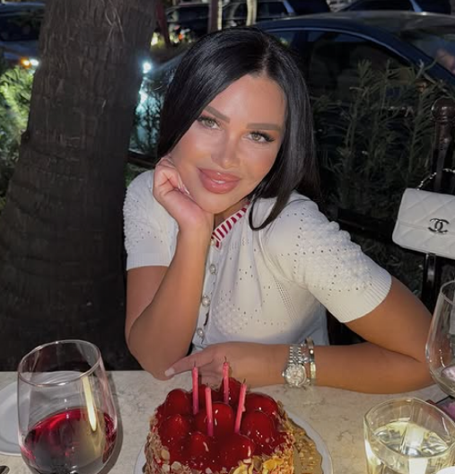 BARBI JAJA I USKRŠNJA BAJKA! Stanija došla bez Asmina u Srbiju, pa pokazala svoja umeća i zaludela sve (FOTO)