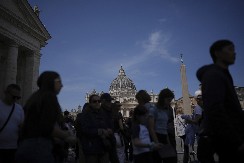 SEDE VACANTE - STOLICA JE PRAZNA Evo šta će se desiti u Vatikanu posle smrti pape