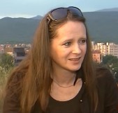 "PRONAĐENA JE MRTVA NA DUŠEKU, OKRUŽENA ŠPRICEVIMA" Naša poznata glumica je imala tešku sudbinu, a do smrti je nosila crninu