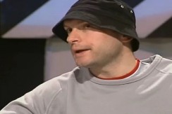 DA LI BISTE GA PREPOZNALI NA ULICI? Dača iz grupe "Dak" uhvaćen u Beogradu, čovek ne liči na sebe (FOTO)