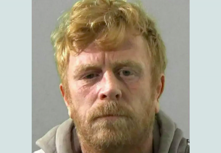 DAVIO JE DEVOJKU, ZAPALIO JOJ KOSU Muškarac osuđen zbog brutalnog nasilja