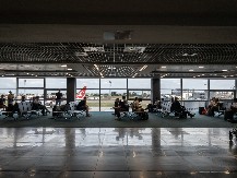 PRIJAVLJENA PRETNJA BOMBOM NA AERODROMU Timovi za češljali sve terminale u Trivandrumu