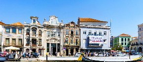 AVEIRO NAZIVAJU "PORTUGALSKA VENECIJA" Ovaj grad turisti obožavaju - idealan je za opuštanje i uživanje