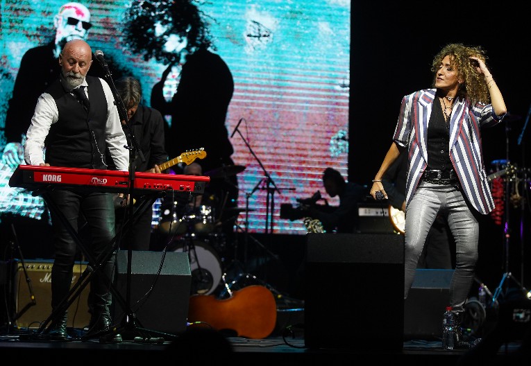 "KRIO SE U NJENOM STANU U CENTRU BEOGRADA, A MENI GOVORIO DA JE U POLJSKOJ" Žena srpskog pevača saznala za prevaru: "Lagao je i mene i decu"