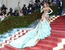 SVE O MET GALI 2025 Bliži se najveći modni događaj ikada, a evo koje zvezde ćemo gledati ove godine