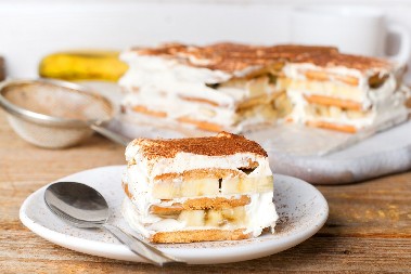 BANANAMISU Savršen spoj omiljenog kolača i voća, po receptu bez mane