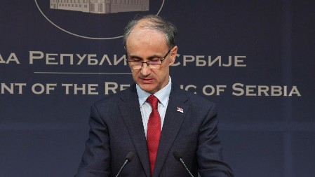 OBRAĆANJE PREMIJERA SRBIJE I KOMESARKE ZA PROŠIRENJE EU Kos: Srbija ima mnogo toga da ponudi Evropi Macut: Naša posvećenost će biti apsolutna