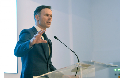 SINIŠA MALI: Podneto 1.000 kompletnih zahteva mladih za povoljne stambene kredite