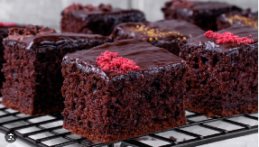 CRNAC BEZ JAJA Sočan kolač kontroverznog imena savršen za dolazak iznenadnih gostiju