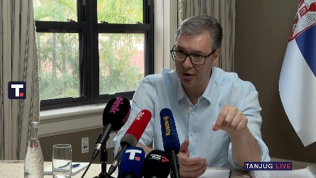 MILIJARDE SU ULOŽENE U MOJE RUŠENJE Vučić: Nisam bio usamljen, narod je bio uz mene - niste uspeli da me srušite! (VIDEO)