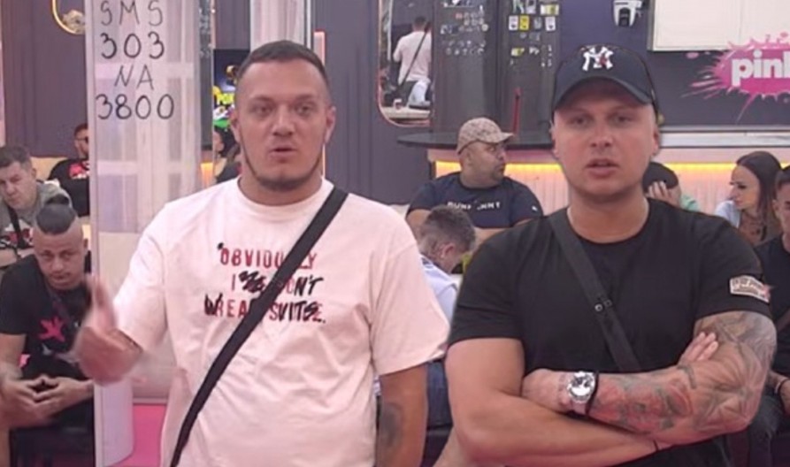 GASTOZ SE BEZ MILOSTI SE OBRUŠIO NA KARIĆA! Sasuo mu sve u facu, ne želi više da ćuti, haos za crnim stolom!