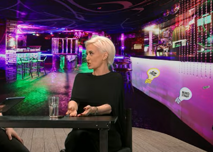 PEVAČICA ZBOG DUŠICE JAKOVLJEVIĆ NAPUSTILA EMISIJU MOMENTALNO Počela da kašlje, pa tražila prekid programa, a onda je usledilo poniženje