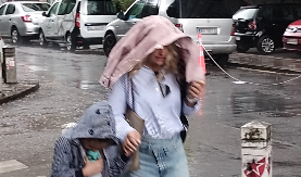 MOGUĆE NEPOGODE, CIKLON SA SEVEROZAPADA NAM DONOSI HAOS Srpski meteorolog otkrio kad kreću PLJUSKOVI I OSVEŽENJE