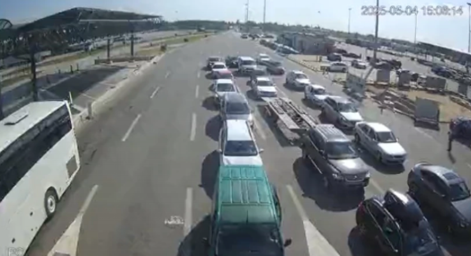 OBJAVLJENI SU ZVANIČNI PODACI Evo koliko je trenutno zadravanje za putnička vozila na graničnim prelazima