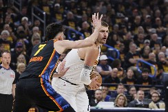 "NE, NE, NE" Cela planeta bruji o Jokićevoj partiji, ali reakcija američkih novinara je potpuni hit