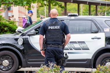 NAPAD U ŠKOLI, JEDAN UČENIK UBIJEN Ima još ranjenih, užas u Kaliforniji