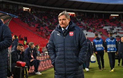 "MISIJA ALBANIJA" Piksi na radnom zadatku - gledao srpski tandem uz fudbalske legende (FOTO)