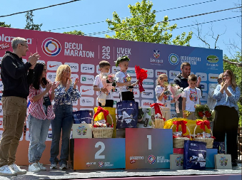 TRKAČKI SPEKTAKL ZA NAJMLAĐE U Beogradskom zoološkom vrtu održan 29. Dečiji maraton (VIDEO)