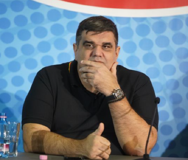 OPERISAN SAŠA MIRKOVIĆ Nakon napada otkrio u kakvom je stanju: "Slomio mi je dve kosti"