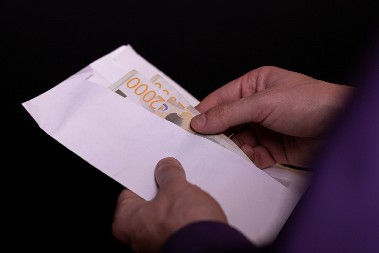 BUDITE OPREZNI U Srbiji otkriveno 2.361 falsifikovanih novčanica