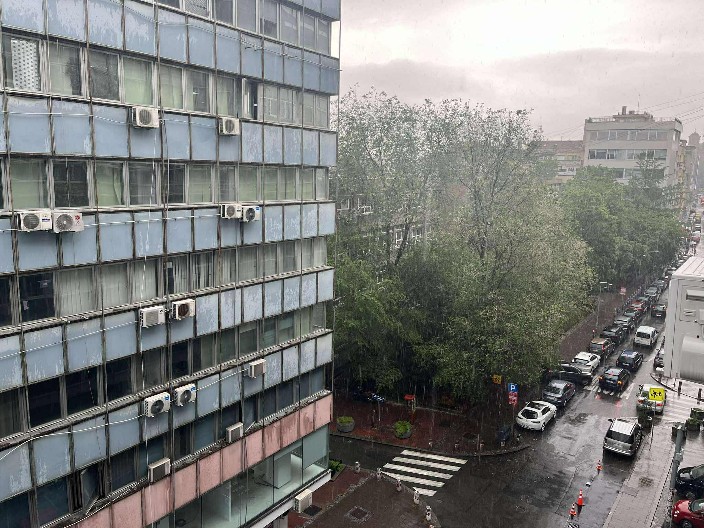 MRAZ I JUTARNJA TEMPERATURA 0! Vreme danas promenljivo, negde moguć i sneg!