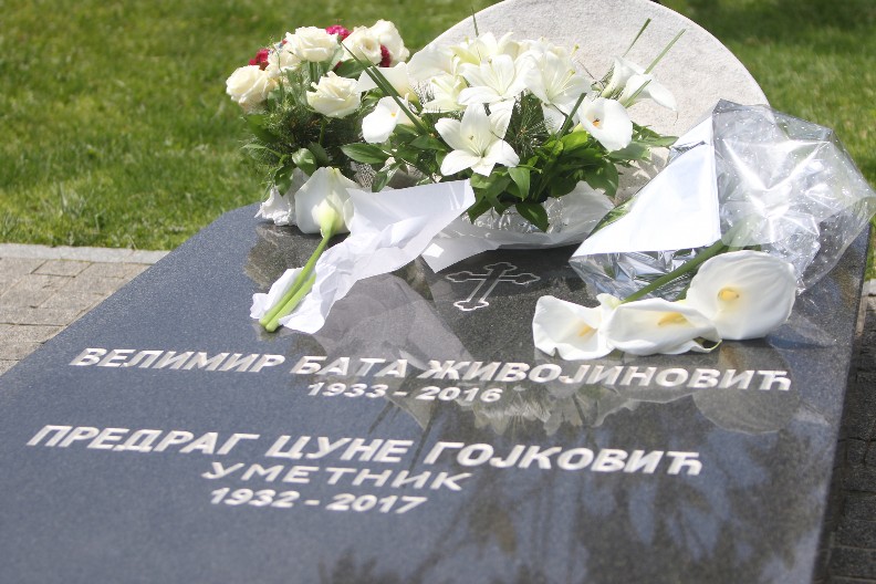 GLUMAC PREMEŠTEN IZ ALEJE ZASLUŽNIH GRAĐANA Porodica donela konačnu odluku