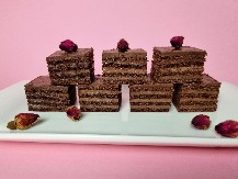 OLJINA SVEČANA ČOKOLADNA MAĐARICA ZA SVE VAŽNE DOGAĐAJE Božanstvenog ukusa koji se pamti