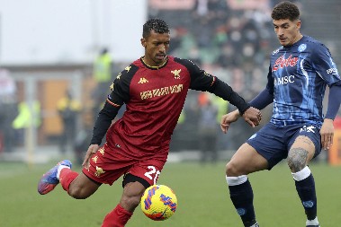 OD FUDBALA DO POLITIKE Nekadašnji fudbaler Mančester junajteda podržao komuniste na izborima