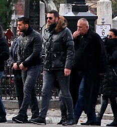 ŠKALJARAC PAO U HOTELU U BEOGRADU NAOČIGLED OBEZBEĐENJA ZBOG TRI PIŠTOLJA!  U akciji policije i Višeg javnog tužilaštva uhapšen Nikšićanin Miloš Nilović Runjo