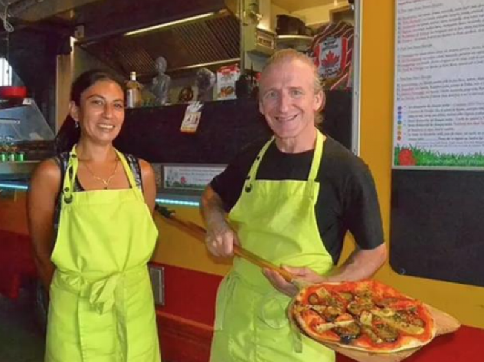 PICA MAJSTOR UBIO ČOVEKA Onda ga je raskomadao i delove kuvao s povrćem!