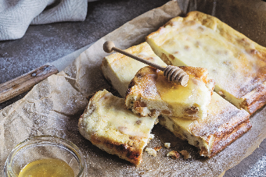 PEČENI KOLAČ OD SIRA Sočan i mekan desert jednostavne pripreme, za savršeno jutro