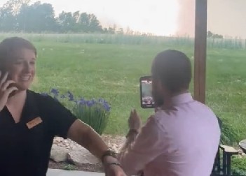 NAJLEPŠI DAN U ŽIVOTU PRETVORIO SE U KATASTROFU Svadba umalo da se završi tragično, gosti vrištali i bežali glavom bez obzira! (VIDEO)
