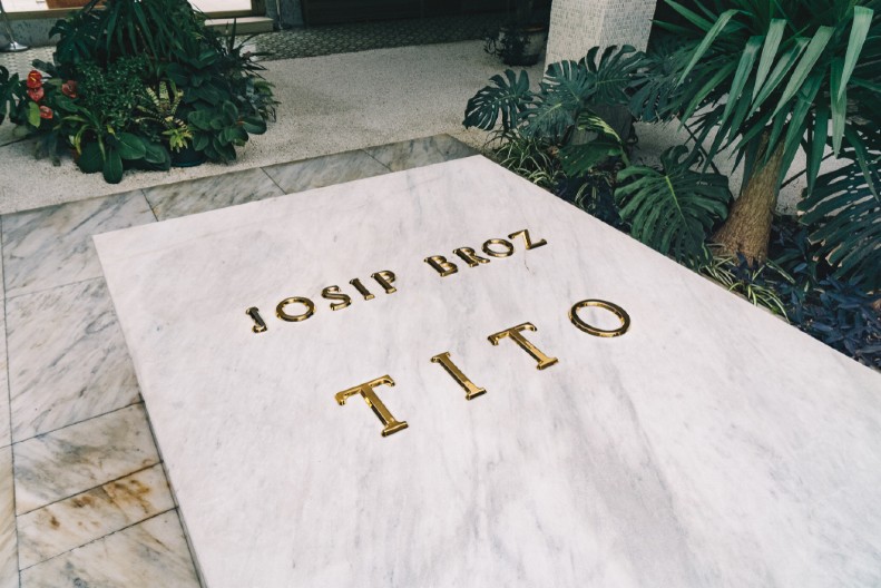 MISTERIJA NA TITOVOM GROBU I 72 SATA DO SAHRANE Evo zašto nigde nema PETOKRAKE, sve je bilo deo tajnog plana!