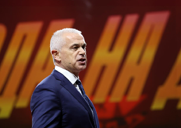 SD Crvena zvezda uručilo plakete "Naš šampion" Zvezdinim karatistima prvacima sveta