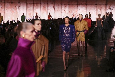 ,,MNOGI NE RAZUMEJU..." Manekenku nema šta nije snašlo, godinama živi sa paklenim bolom zbog ovih stanja