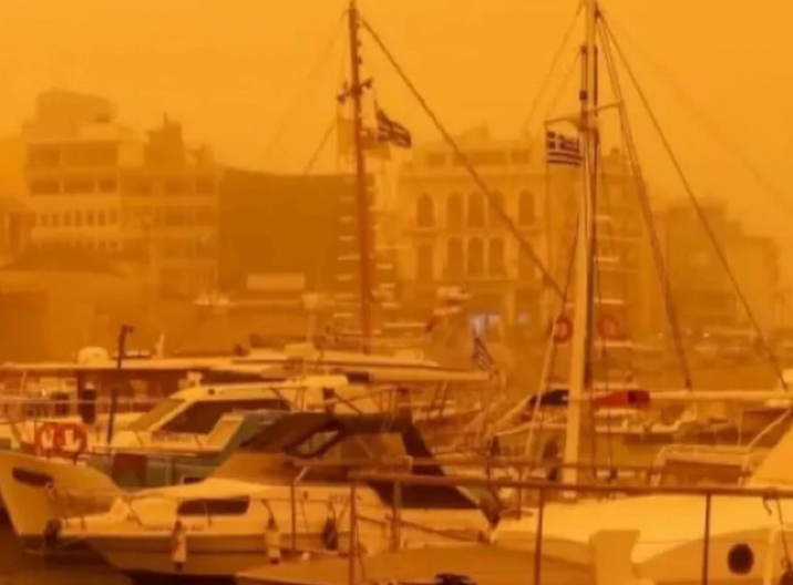 ZASTRAŠUJUĆI SNIMCI SA KRITA "Bolje ostati kući"! NAPOLJU JE OPASNO!