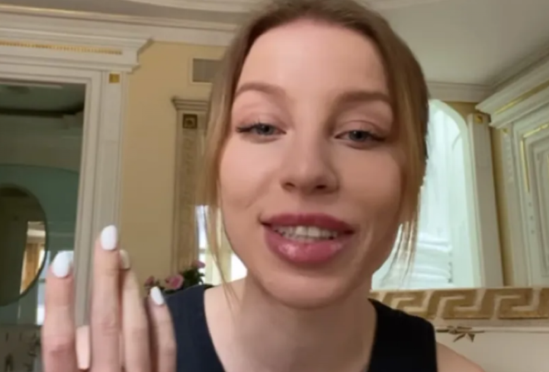 ''DA LI ZNAŠ KO SU TVOJI BIOLOŠKI RODITELJI?'' Usvojena ćerka srpskog milionera progovorila o pravim roditeljima