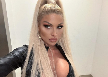 VODITELJKA ELITE BEZ DONJEG VEŠA! Ivana Šopić otišla u noćni provod u haljini koja pokazuje previše (FOTO)