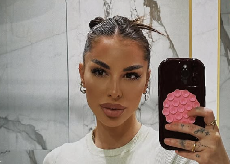 SKINULA SE ZORANNAH Pokazala bujne grudi bez blama, njenom dečku neće biti dobro (FOTO)