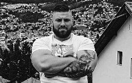 UMRO BIVŠI RIJALITI UČESNIK! Benjamin (28) podlegao povredama nakon saobraćajke