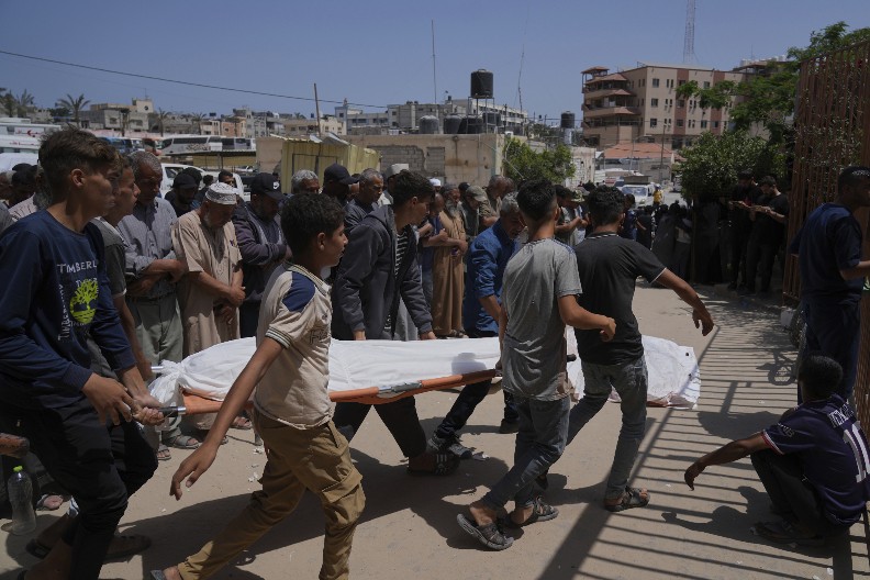 IZGUBIO DEVETORO DECE, PA PREMINUO I ON Stravična sudbina oca iz Gaze, majka ostala neutešna