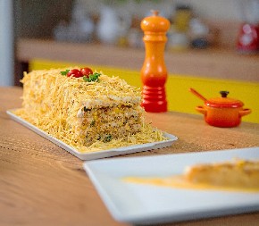 SLANA ROZEN TORTA Svečano predjelo koje prvo nestaje sa stola, a sočno i slasno