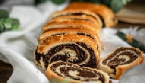 ŠTRUDLA SA ROGAČEM Mirisna poslastica po starom teta Slavicinom receptu, ovakvu niste jeli