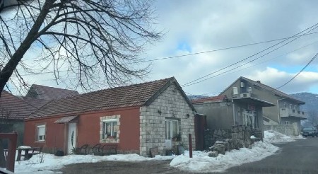 "OCA IM JE UBIO U GRADU, ONDA JE DOŠAO DA UBIJE MALE DELIJE I NJIHOVU MAJKU!" Monstrum sa Cetinja sejao smrt:"Decu je ubio na pragu!"(FOTO)