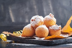 ZAMIRISAĆE NA VAŠEM STOLU ZA MANJE OD POLA SATA Mini uštipci sa jabukama, bude sećanje na detinjstvo