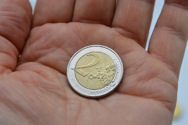 PRAVO BLAGO MEĐU KOLEKCIONARIMA Princeza na najskupljoj kovanici  - proverite možda je i vi imate