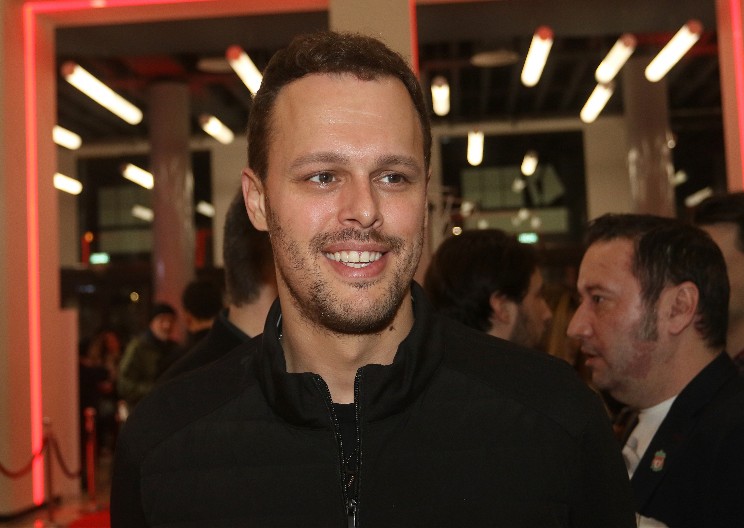 KEBIN SIN OSTAVLJEN TIK PRED SVADBU Otkazano veselje, a ovo je razlog!