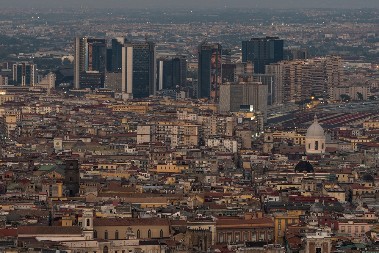 VELIKI GRADOVI, VISOKE CENE Troškovi stanovanja guše domaćinstva širom Evrope, ogromne razlike među regijama